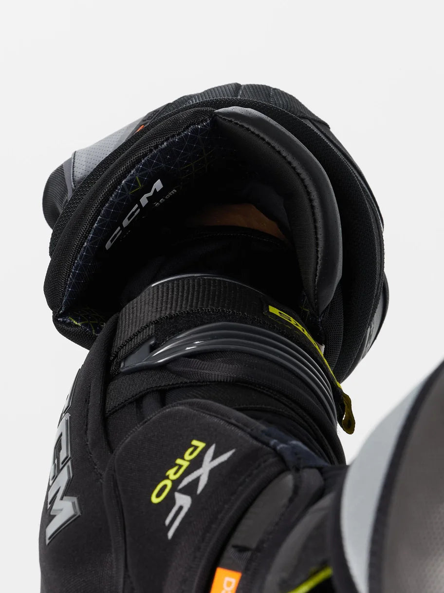 CCM Senior TACKS XF