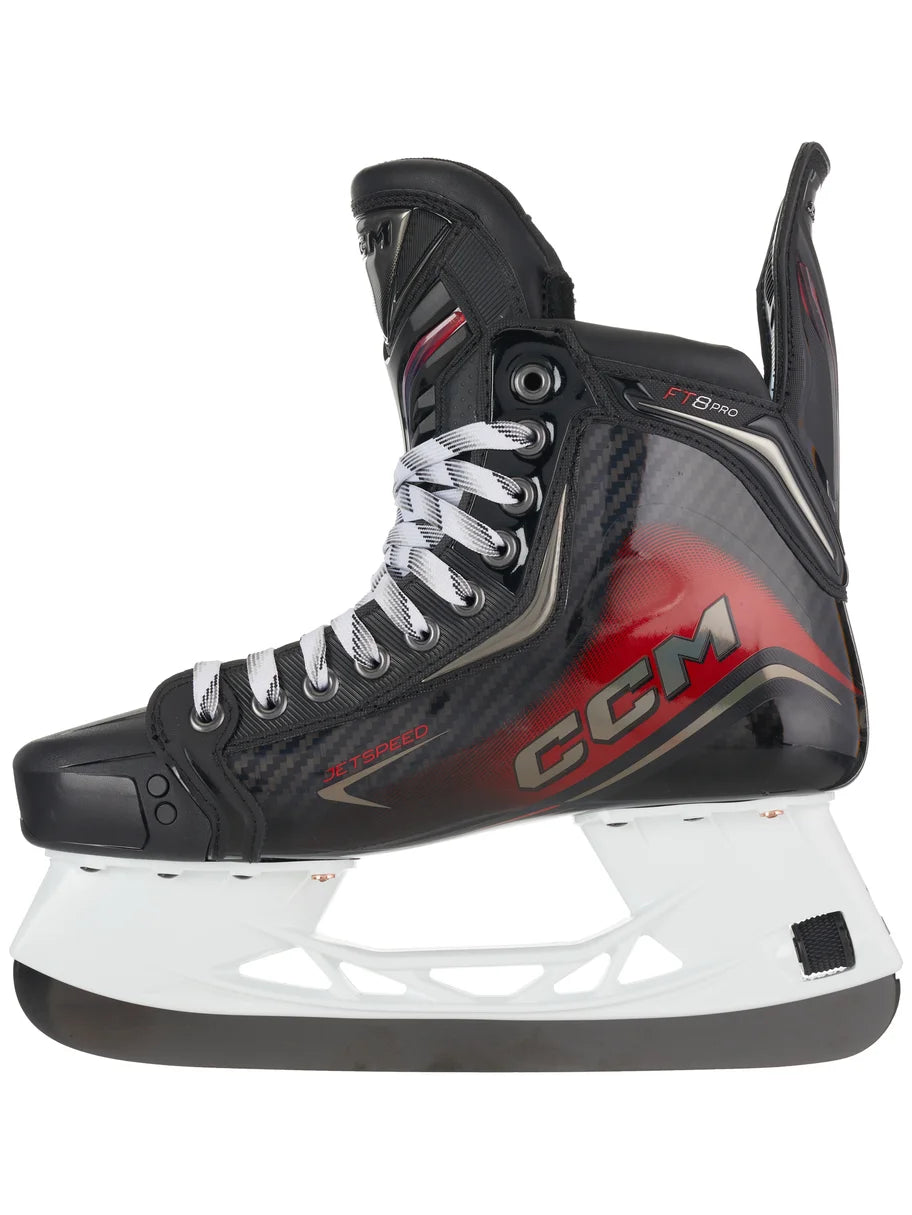 CCM Senior JETSPEED 8 PRO