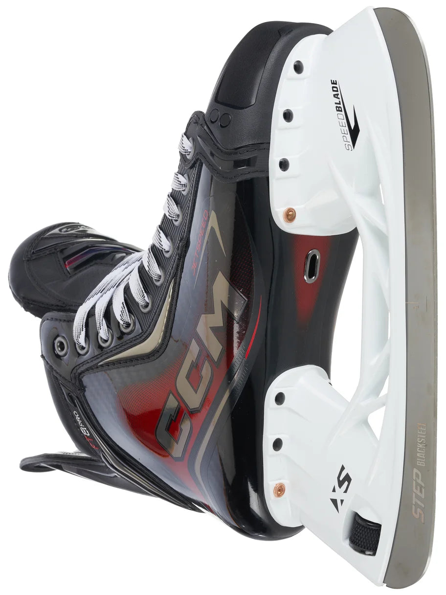 CCM Senior JETSPEED 8 PRO