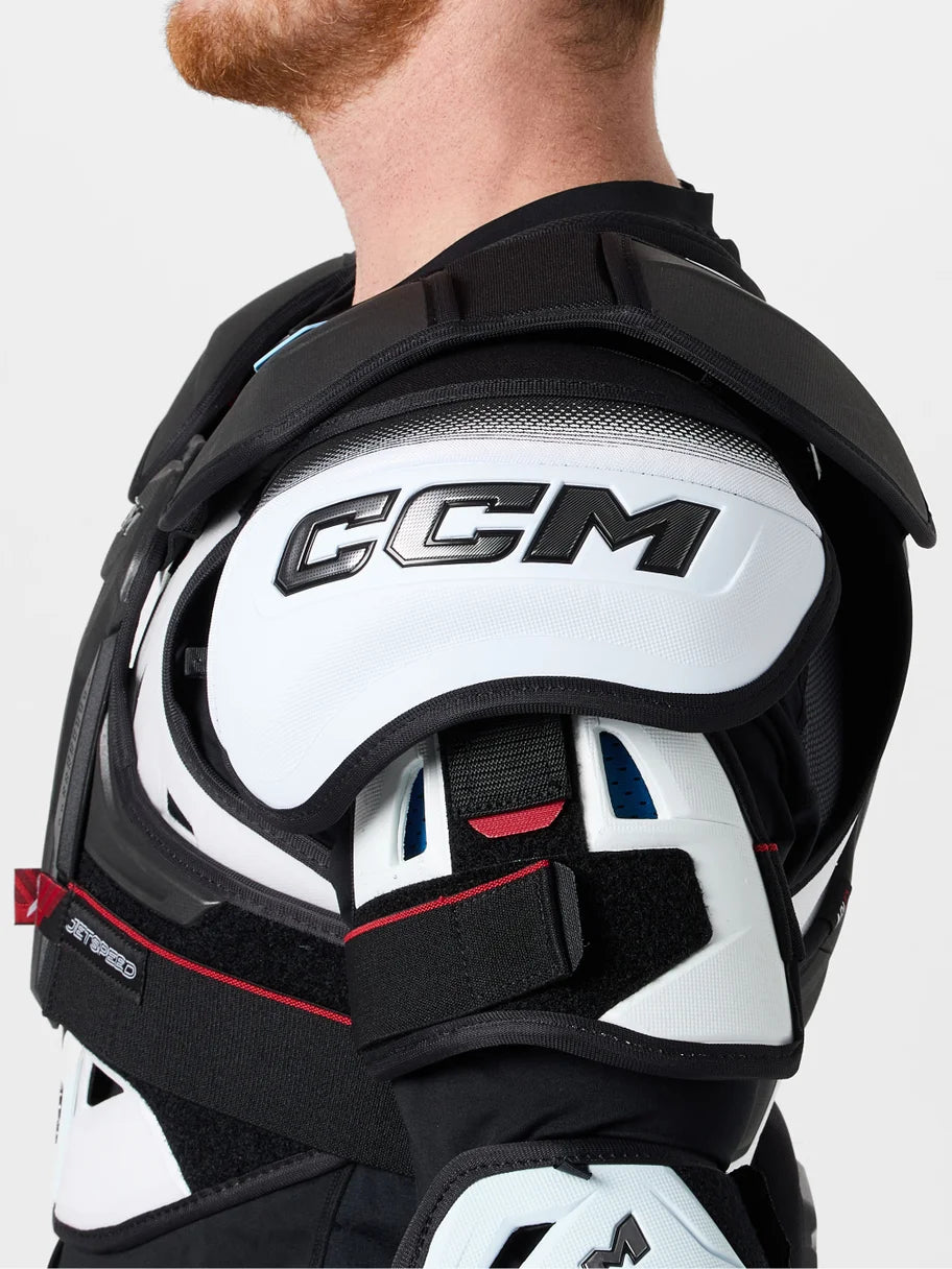CCM Senior JETSPEED 8 PRO