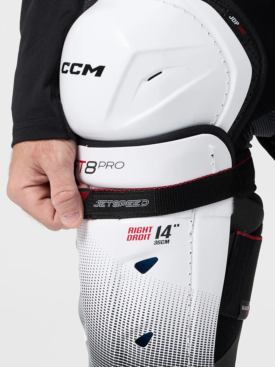 CCM SENIOR JETSPEED 8 PRO