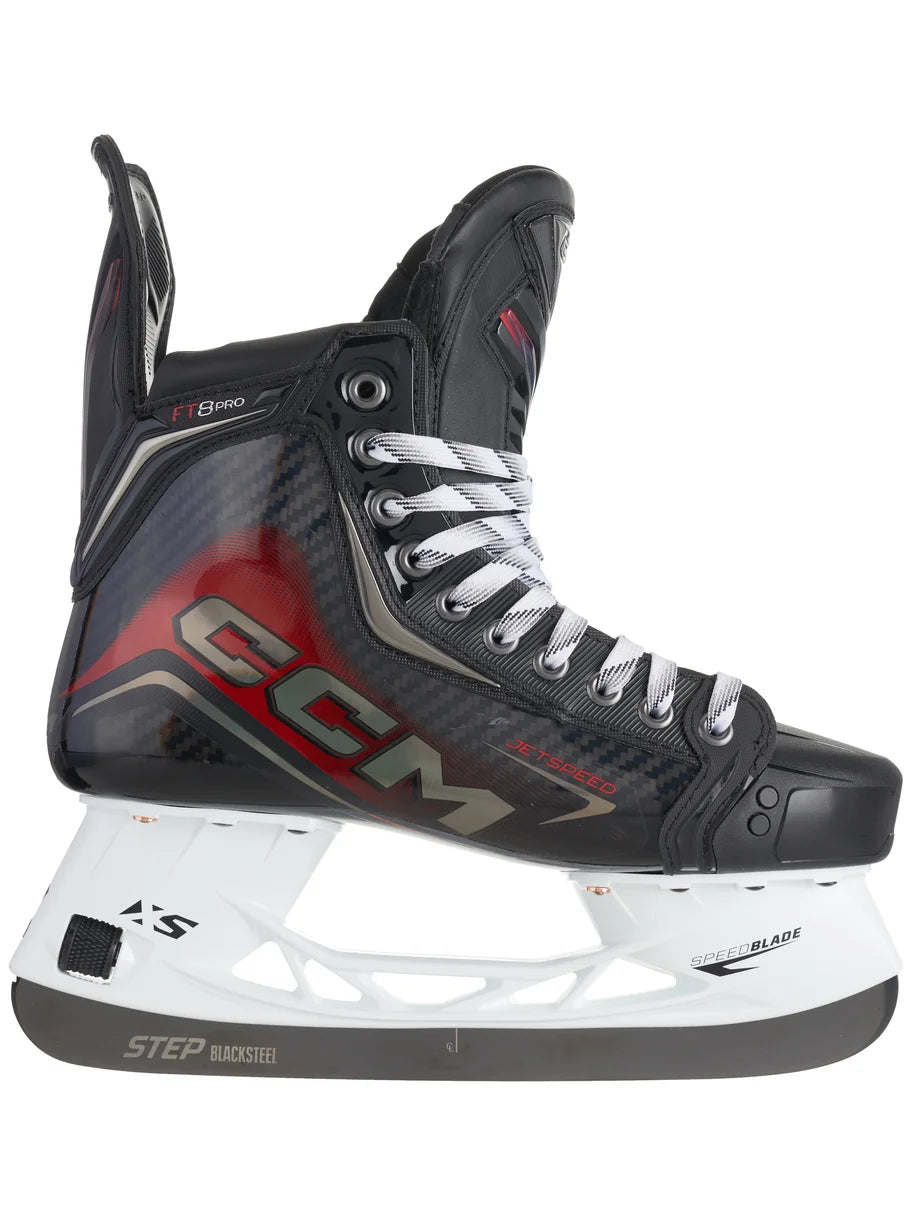 CCM Senior JETSPEED 8 PRO